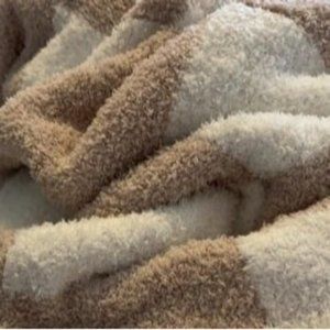 Ultra Soft Cozy Checkerboard Grid Fluffy Microfiber Knitted Throw Blanket